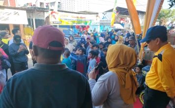 Ribuan Masayarakat Gerung Turut Meriahkan Jalan Sehat Si Manis