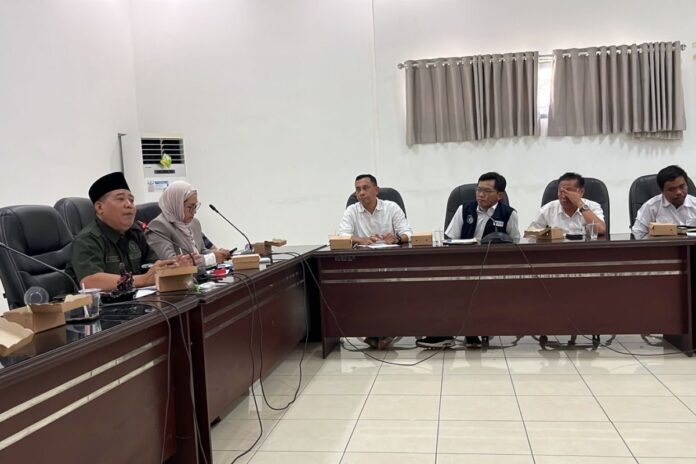 e1f0412b-aab3-47aa-a8b5-5441eee8c3a3