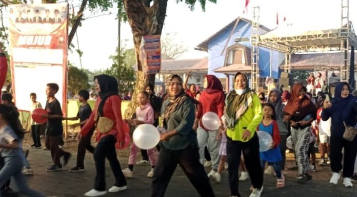 Gerakan Pemuda Desa Mujur Rayakan Kemerdekaan dengan Gerakan Revolusi Mental