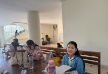 Gandiva Mikhaela Ardana: Bintang Muda Olimpiade Akademik di Mataram